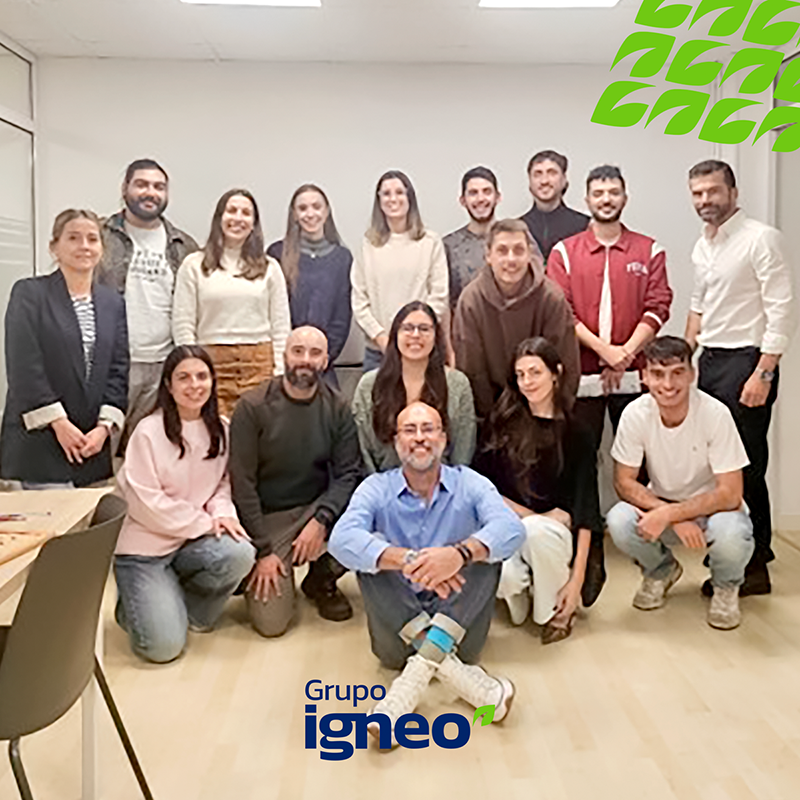 Formação contínua, bem-estar e colaboração entre equipes: um dia com a EMBERIZA em La Coruña